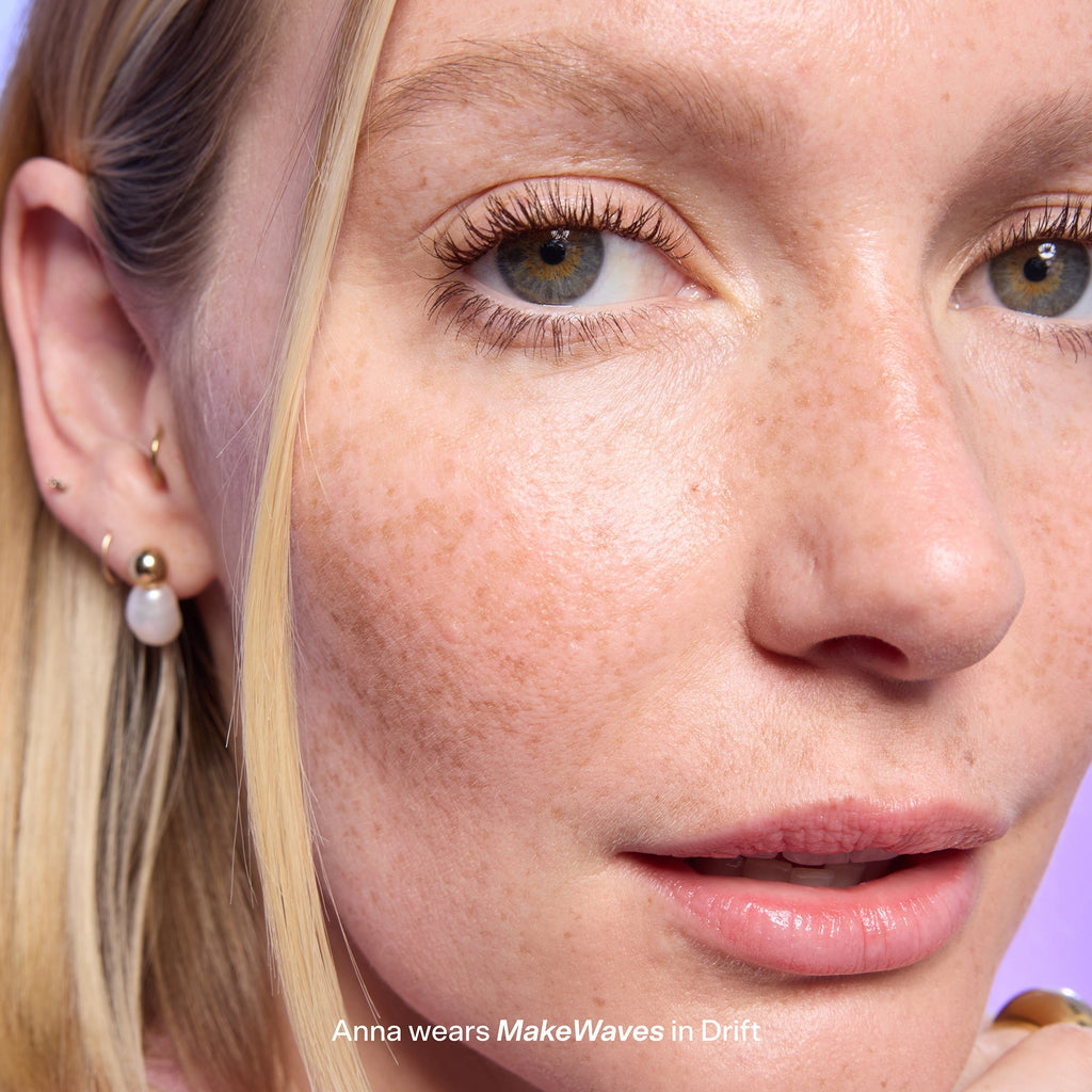 MakeWaves® Mascara